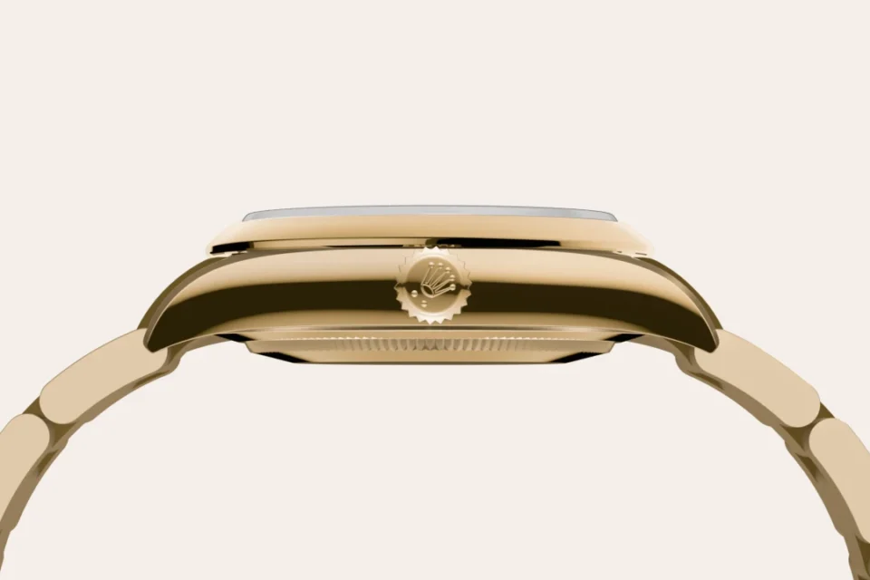 Rolex Oyster Perpetual 34 in 18 ct yellow gold, M124208-0001, 6 - Lindroos