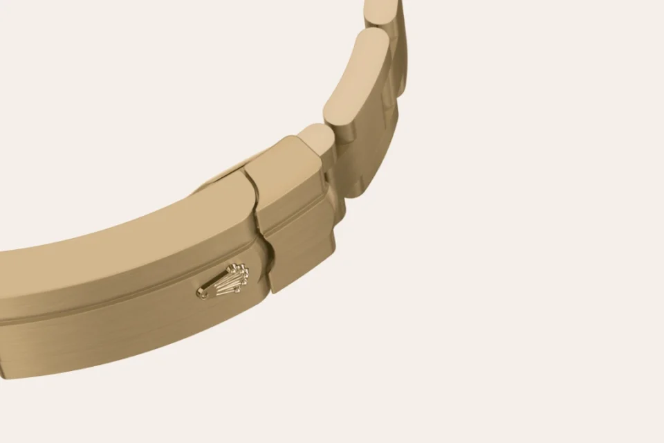 Rolex Oyster Perpetual 28 in 18 ct yellow gold, M276208-0002, 7 - Lindroos