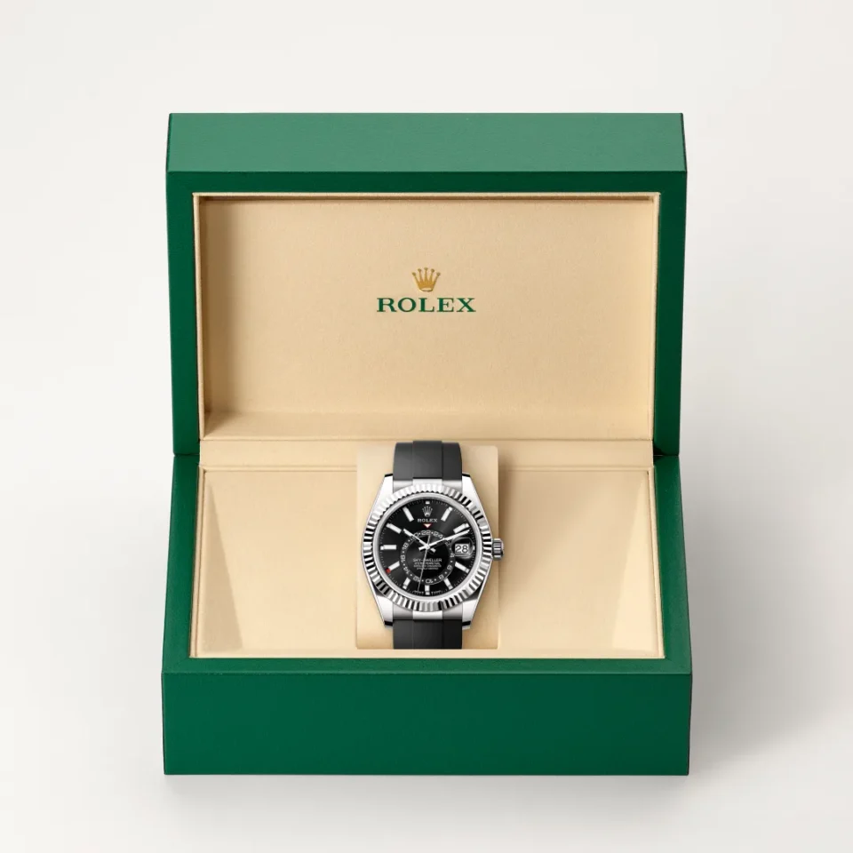Rolex Sky-Dweller in 18 ct white gold, M336239-0002, 2 - Lindroos