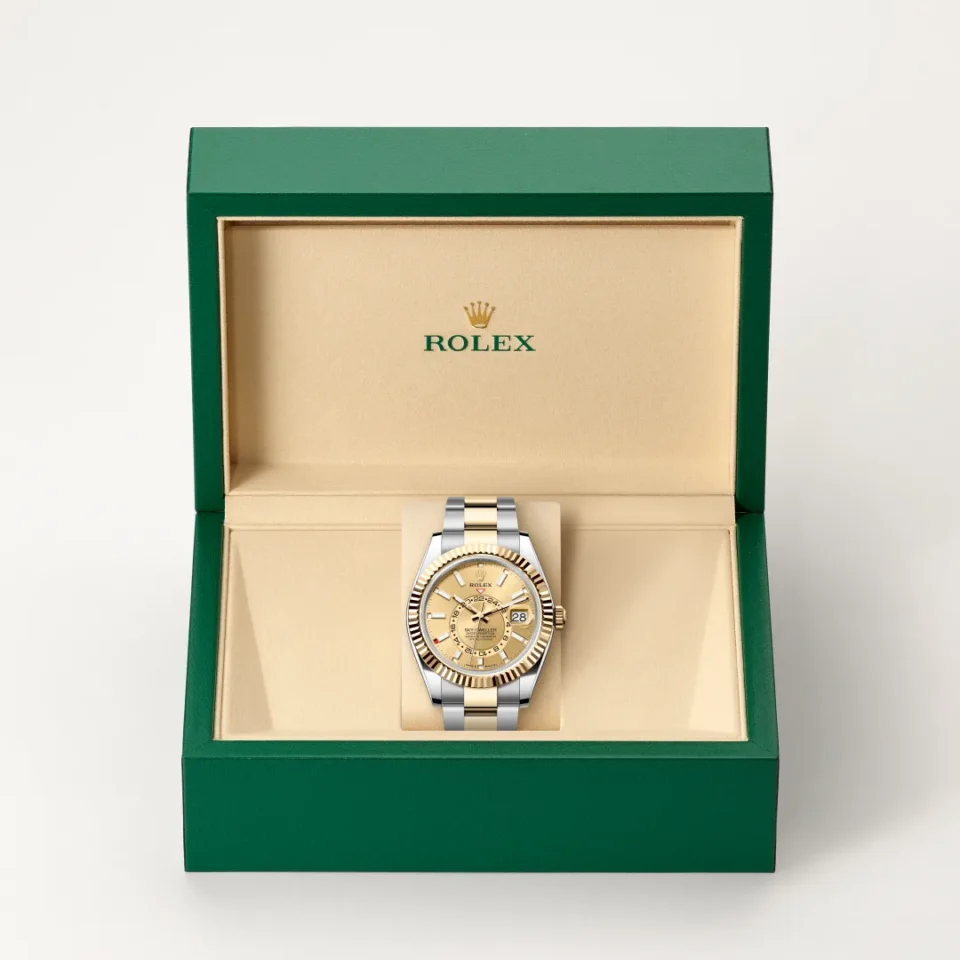 Rolex Sky-Dweller Keltainen Rolesor – Oystersteel-terästä ja keltakultaa, M336933-0001, 2 - Lindroos